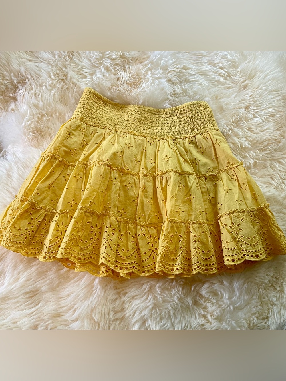 American Eagle Yellow Eyelet Ruffle Mini Skirt Smocked Waist Cotton Size Small
